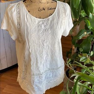 Meadow Rue by Anthropologie lace embroidered top